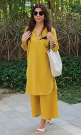 Upgrade your office wear wardrobe with this classy yet chic monochrome pant-set  for all day comfort and trendy look